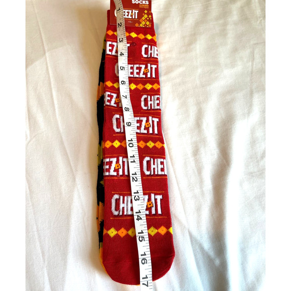 NWT CheezIt Socks Unisex Sz L NWT - Picture 2 of 4